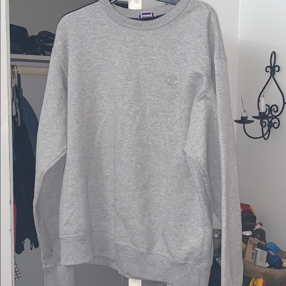crew neck